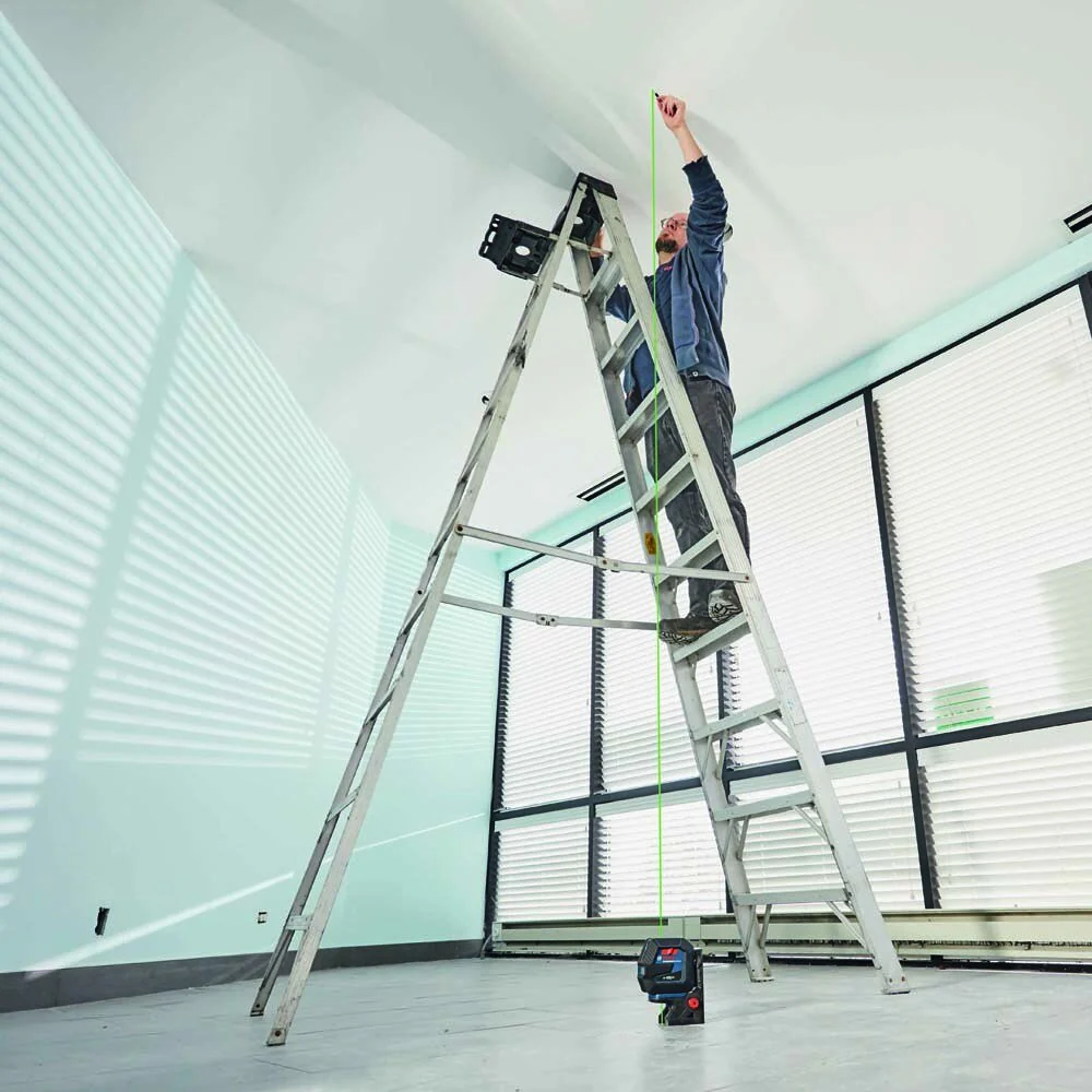 Bosch GCL100-40G Green-Beam Self-Leveling Cross-Line Laser with Plumb Points - Image 6