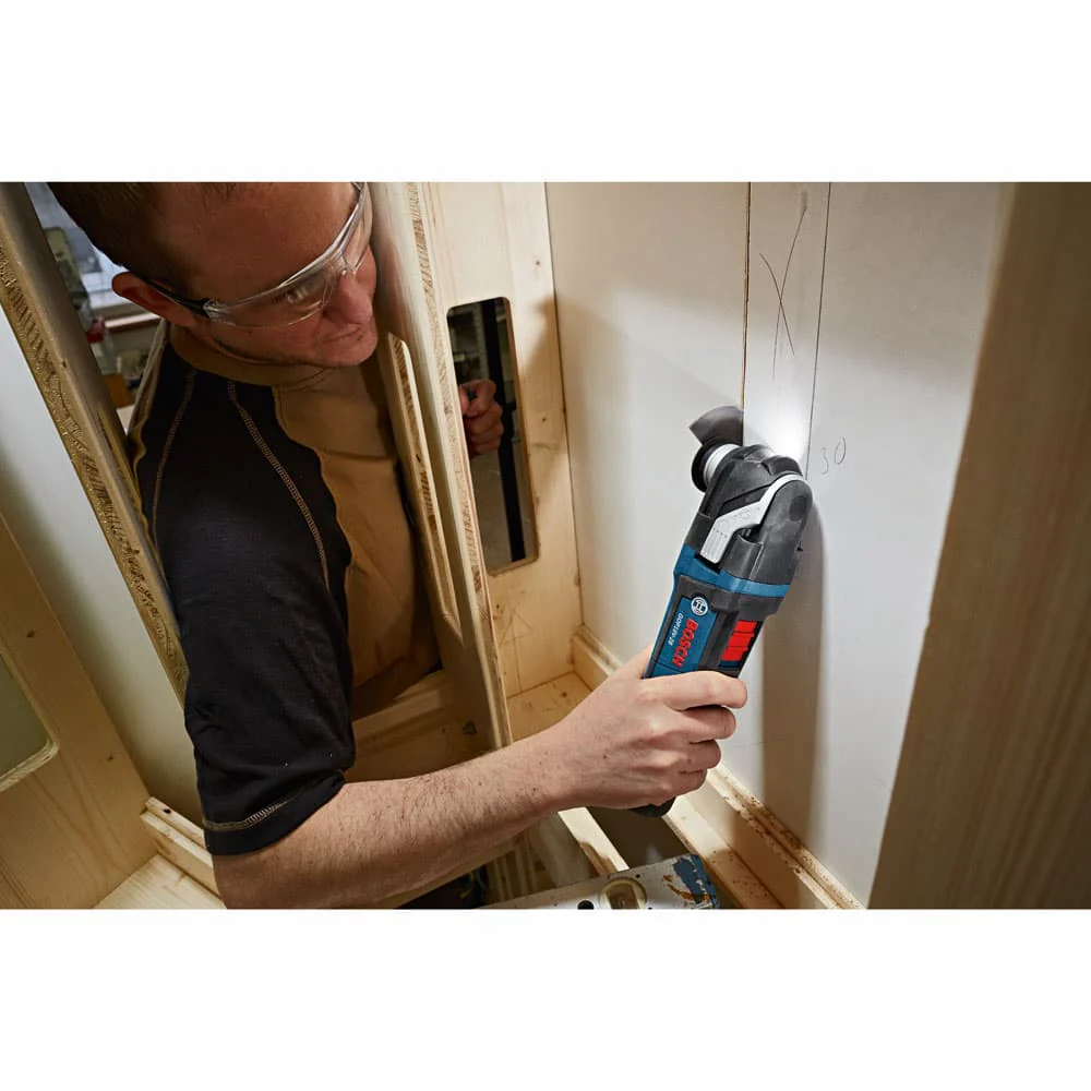 Bosch GOP18V-28N 18V EC Brushless StarlockPlus Oscillating Multi-Tool Bare - Image 3
