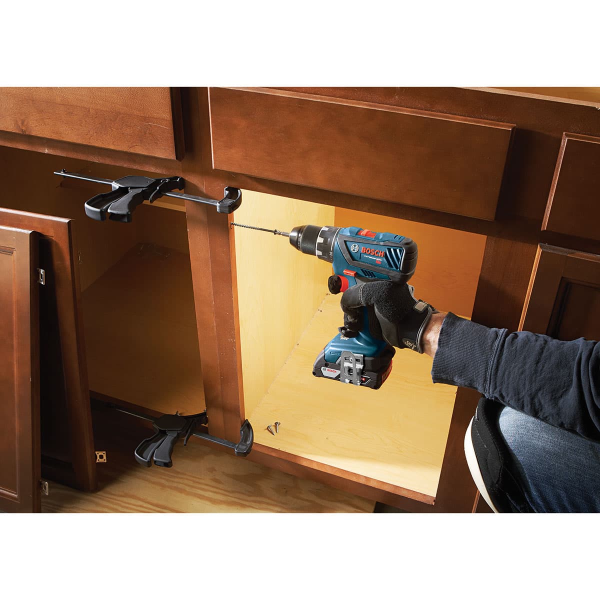 Bosch GXL18V-496B22 18V Cordless Drilling and Driving Pro Four-Tool Combo Kit - Image 3