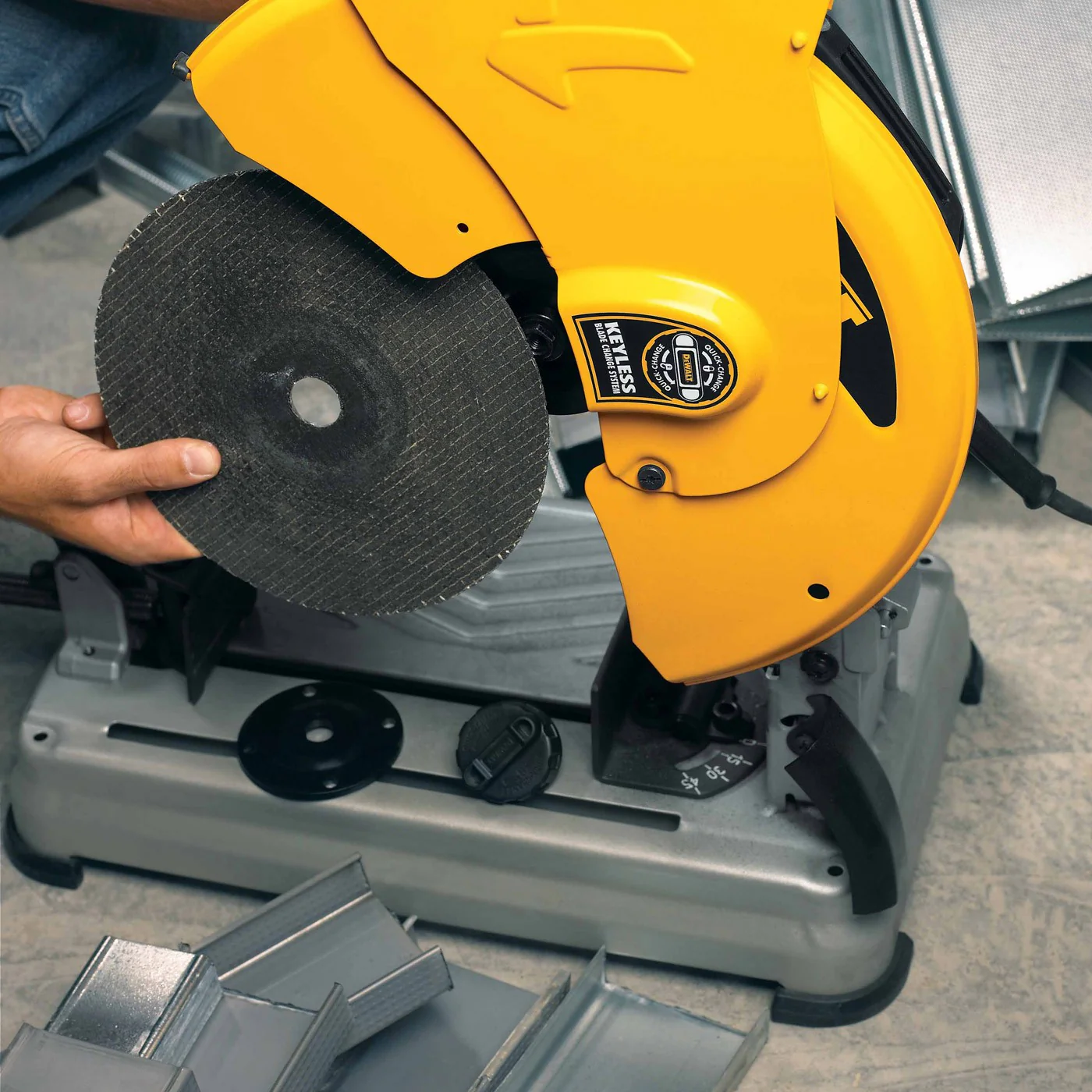 DeWalt D28715 14" Heavy-Duty Chop Saw with Quick-Change Keyless Blade Change System - Image 13