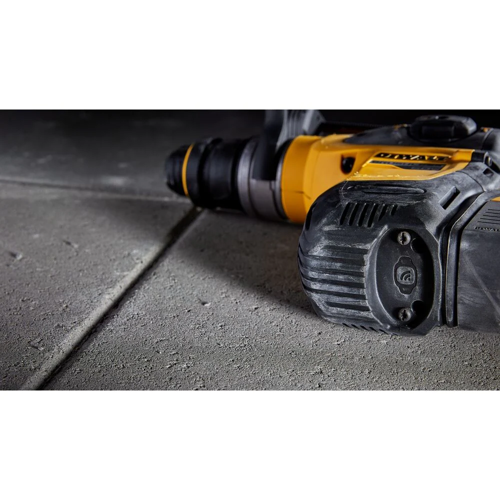 DeWalt DCH416X2 60V Max* 1-1/4" Brushless SDS Plus Rotary Hammer - Image 9