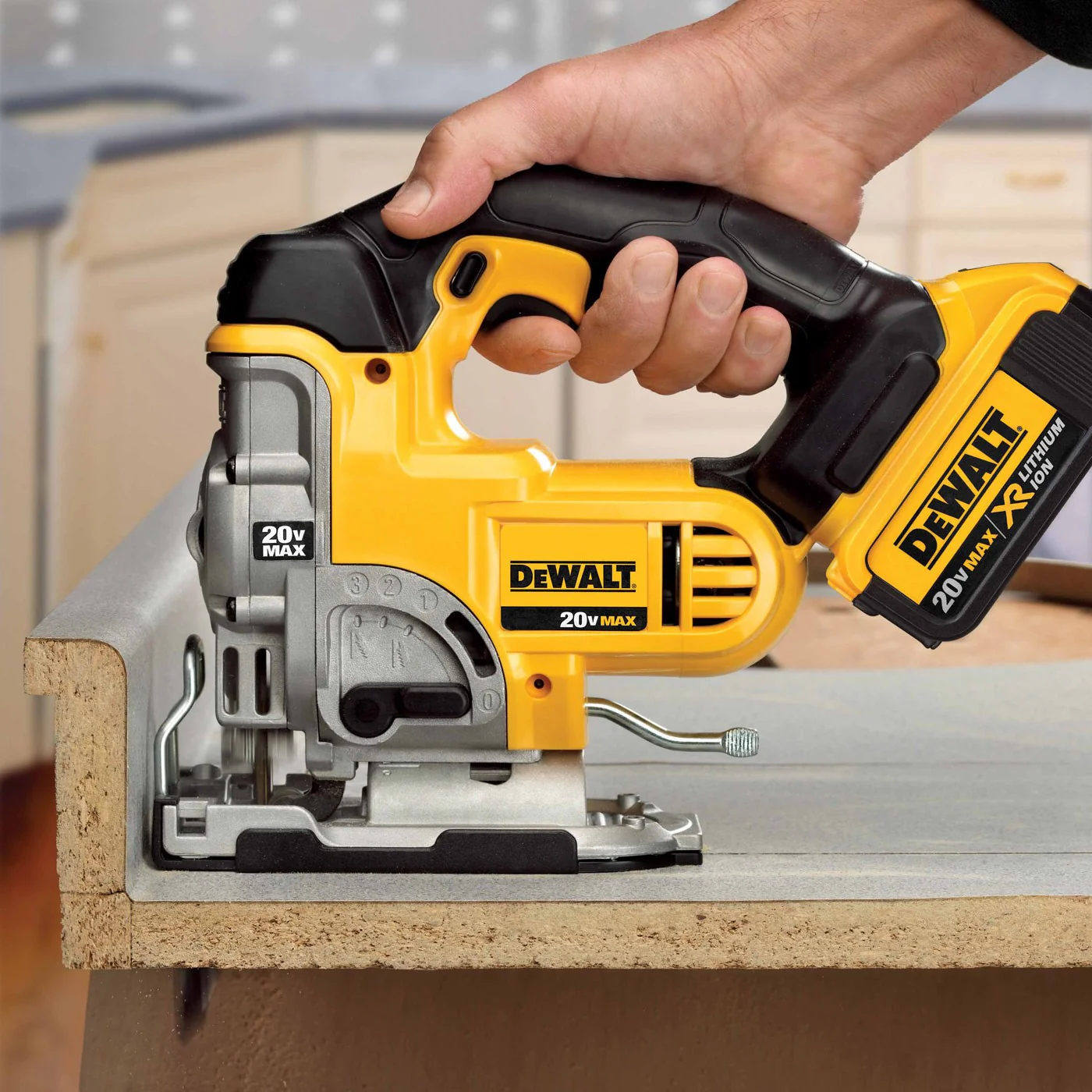 Dewalt DCS331M1 20V MAX Lithium Ion Jig Saw Kit - Image 4