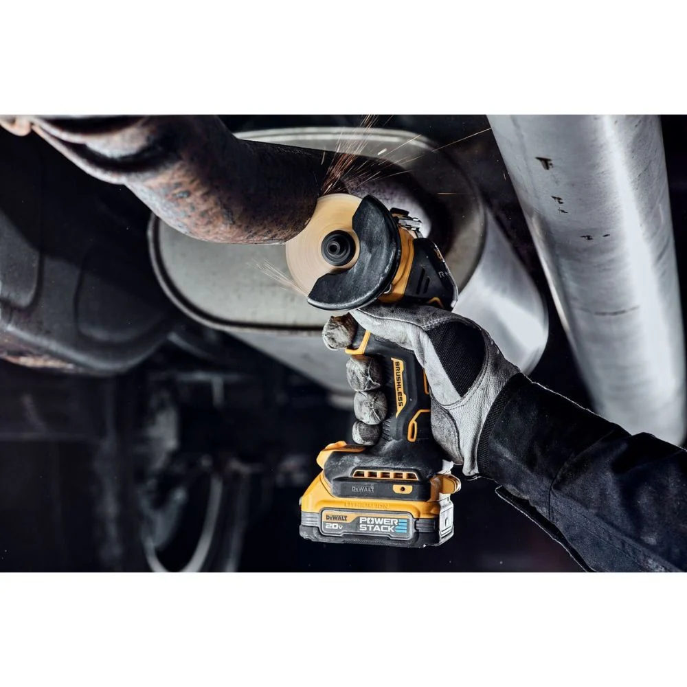 DEWALT DCS438E1 20V MAX XR® Brushless Cordless 3-in Cut-Off Tool Kit With DEWALT POWERSTACK™ Compact Battery - Image 9