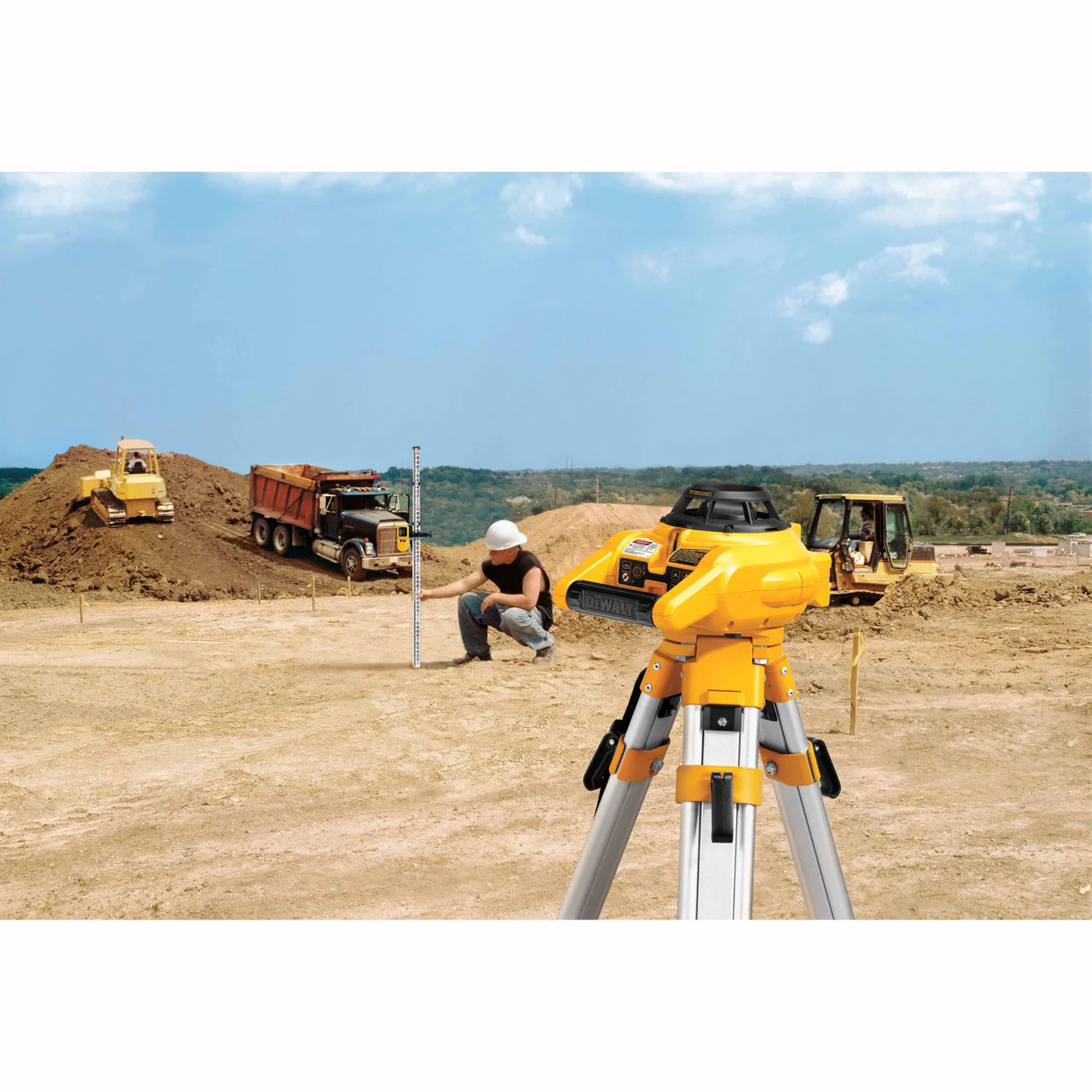 DeWalt DW074KD Heavy-Duty Self-Leveling Interior/Exterior Rotary Laser - Image 11