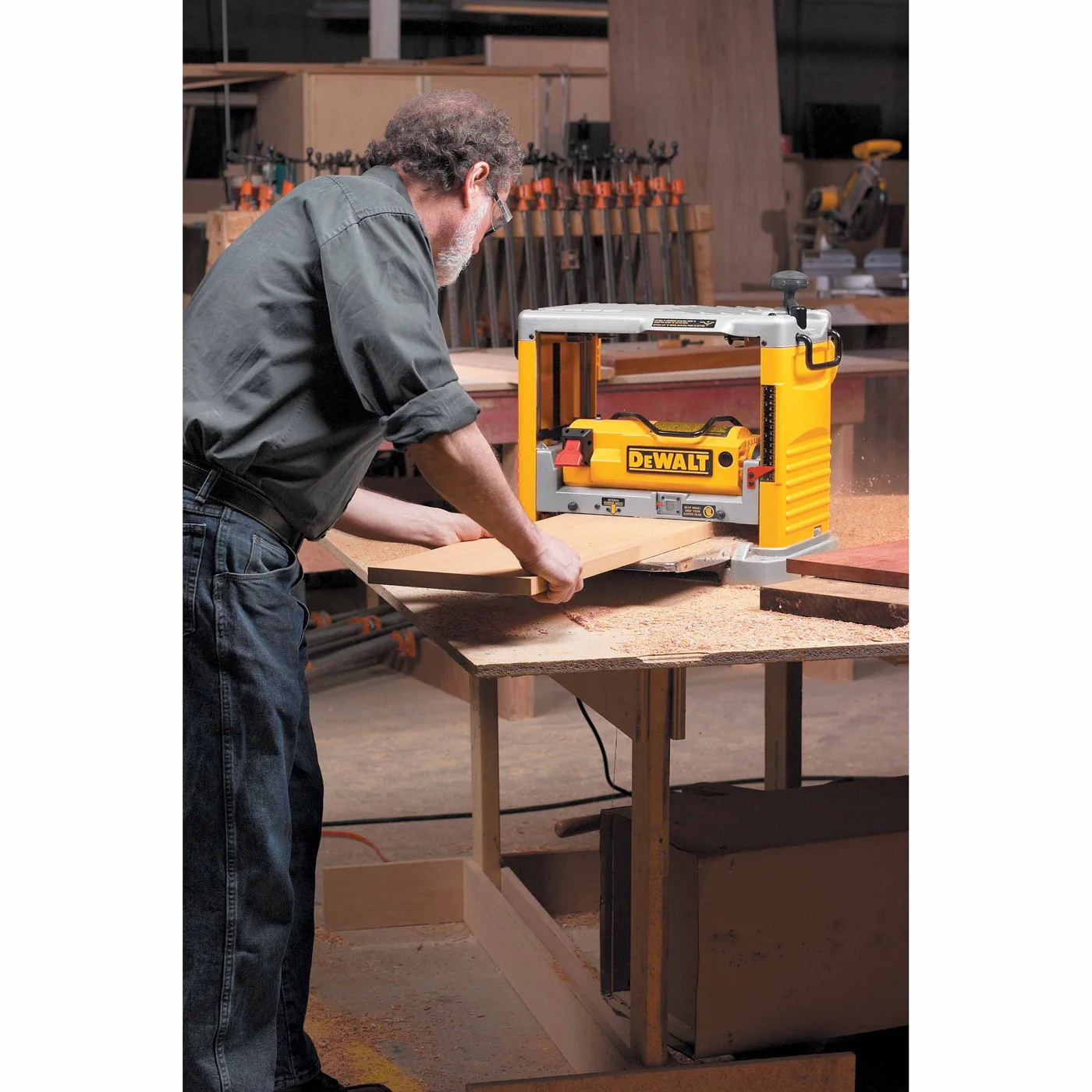 DeWalt DW734 Heavy-Duty 12-1/2" Thickness Planer with Three Knife Cutter-Head - Image 5