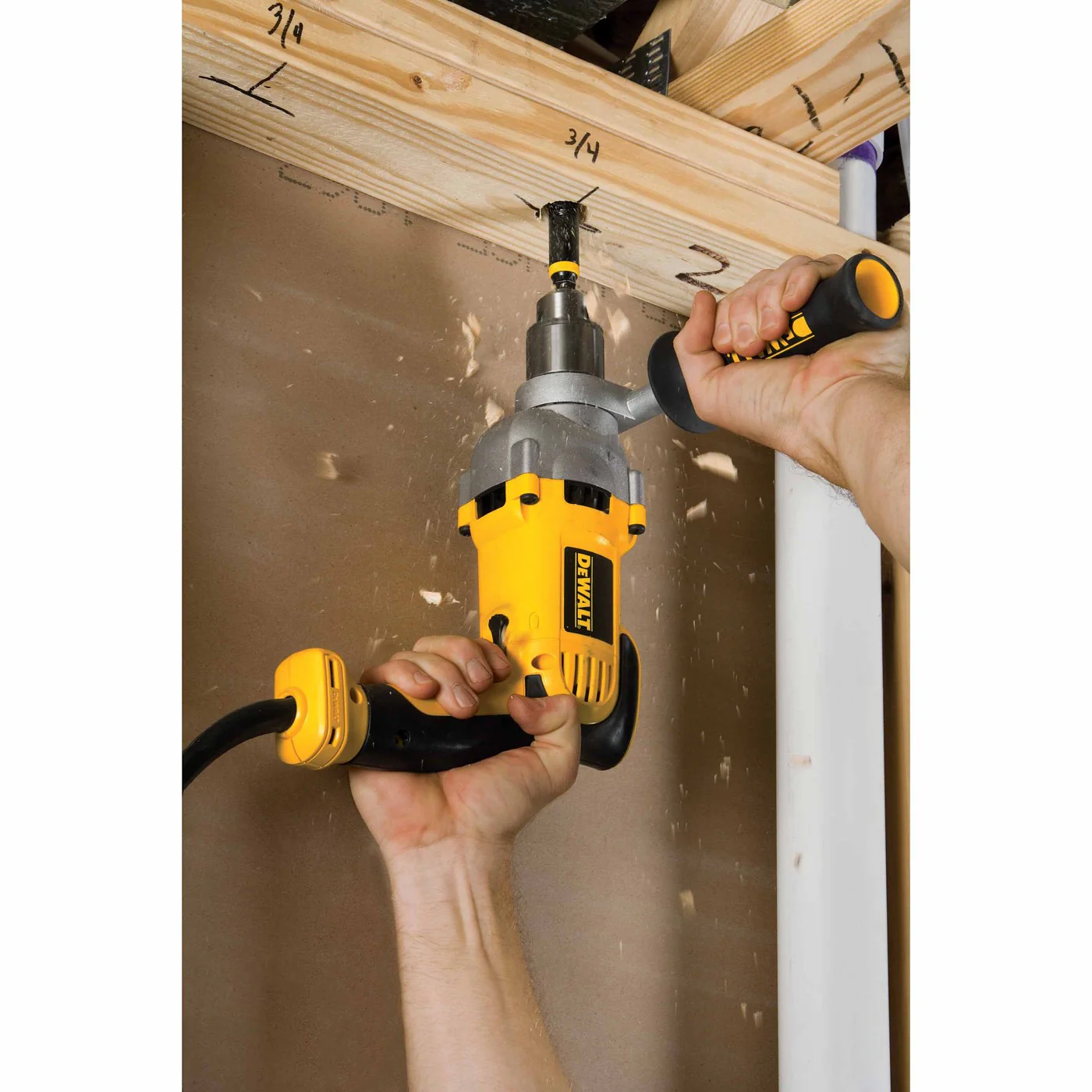DeWalt DWD210G Heavy-Duty 1/2" VSR Pistol Grip Drill - Image 4