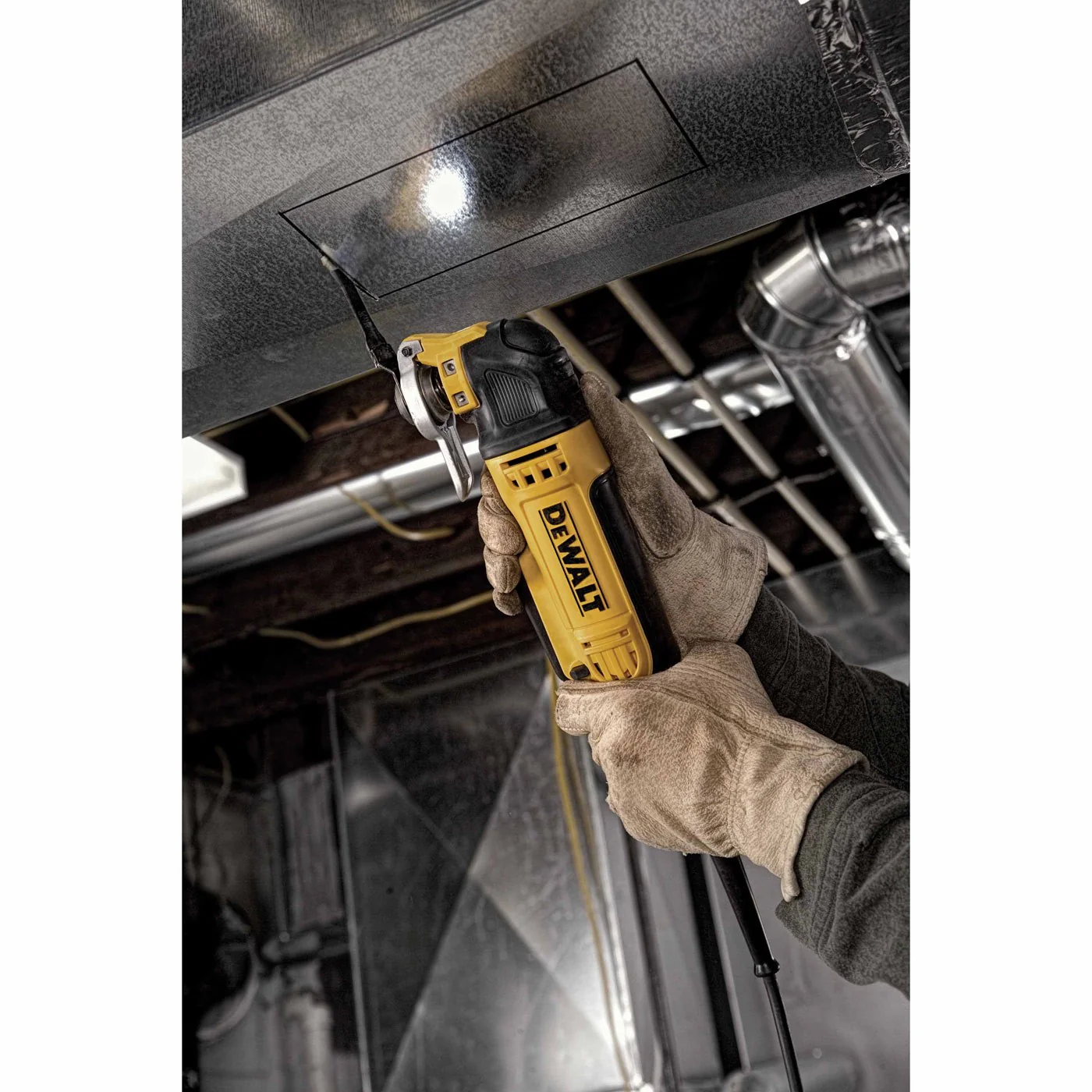 DeWalt DWE315K 3 Amp Oscillating Multi-Tool Kit, 29-Piece - Image 11