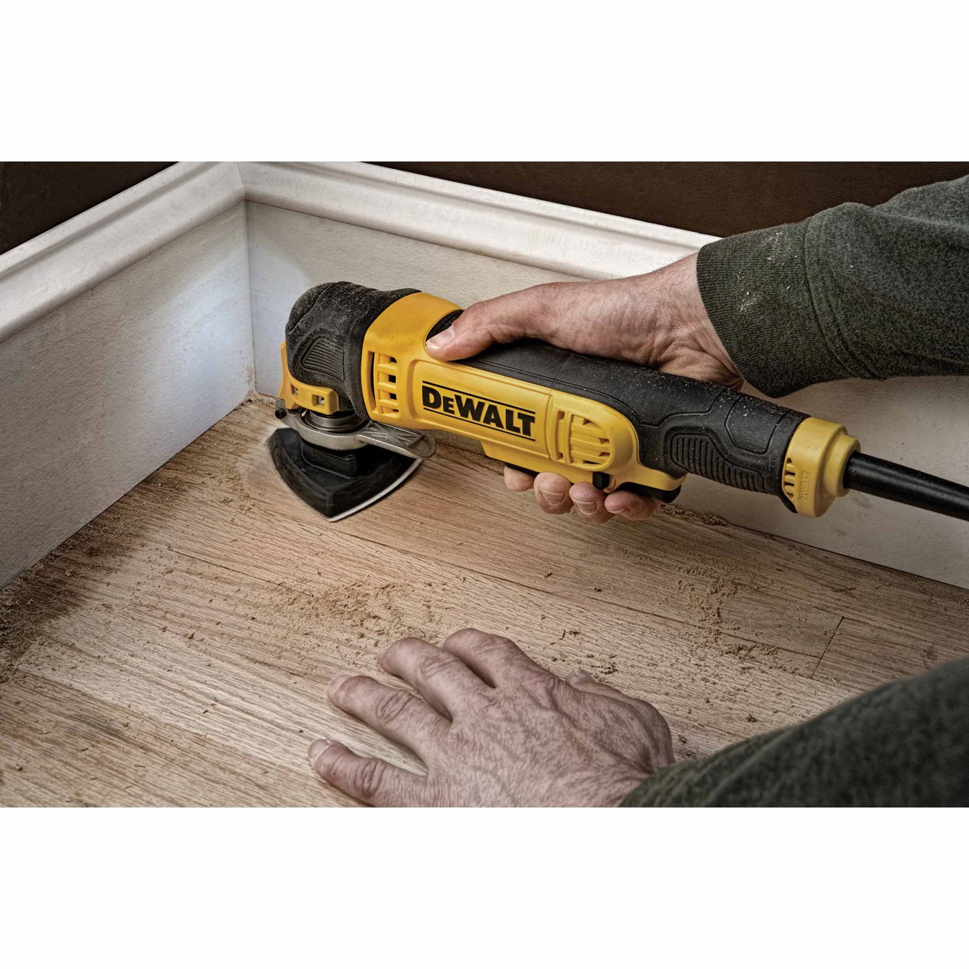 DeWalt DWE315K 3 Amp Oscillating Multi-Tool Kit, 29-Piece - Image 12
