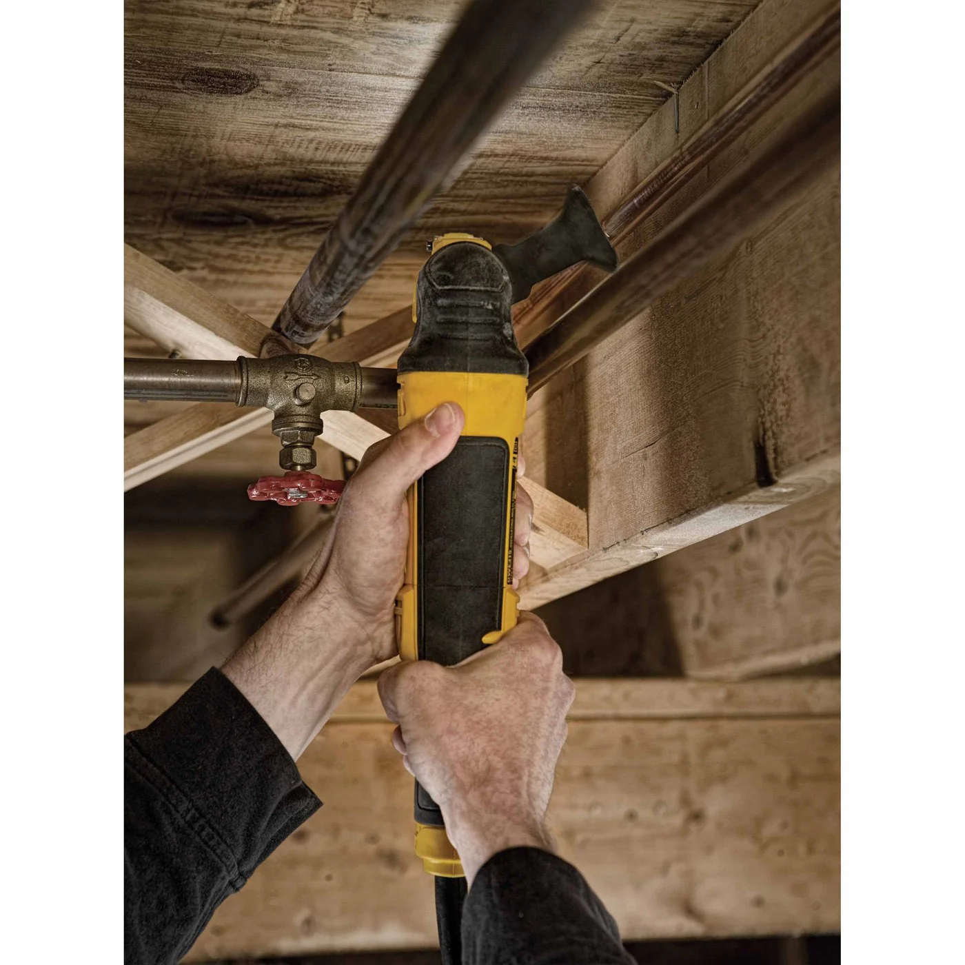 DeWalt DWE315K 3 Amp Oscillating Multi-Tool Kit, 29-Piece - Image 14