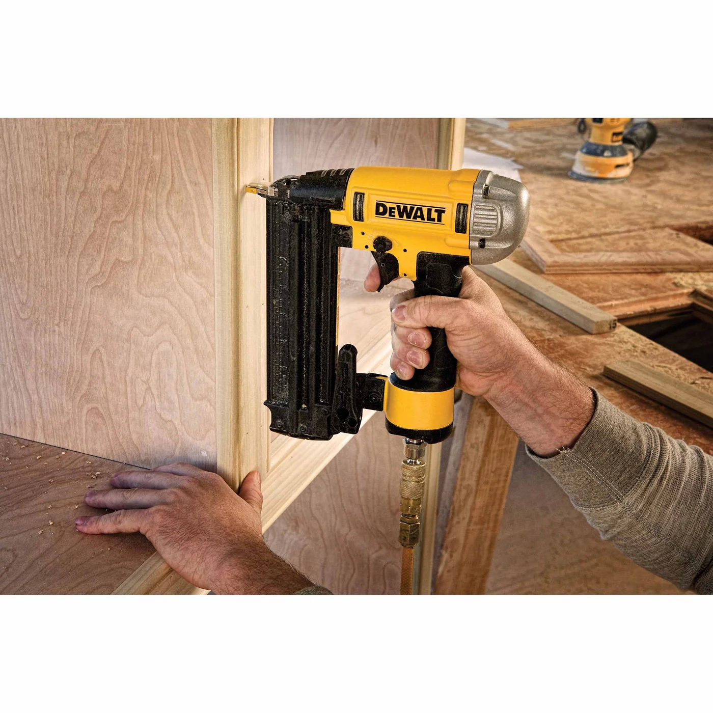 DeWalt DWFP12233 2-1/8" 18GA Precision Point Brad Nailer - Image 7