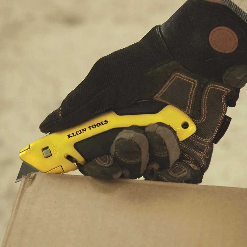 Klein 44136 Self-Retracting Utility Knife - Image 4