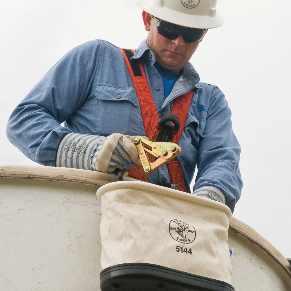 Klein 5144 Aerial Oval Bucket 15 Pockets with Hooks - Image 2