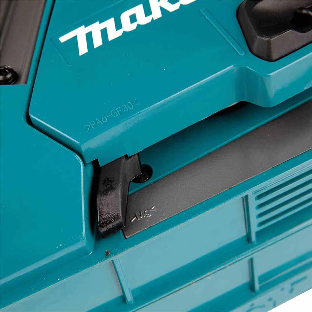 Makita GCU05M1 40V max XGT Brushless Cordless 16" Chain Saw Kit (4.0Ah) - Image 8