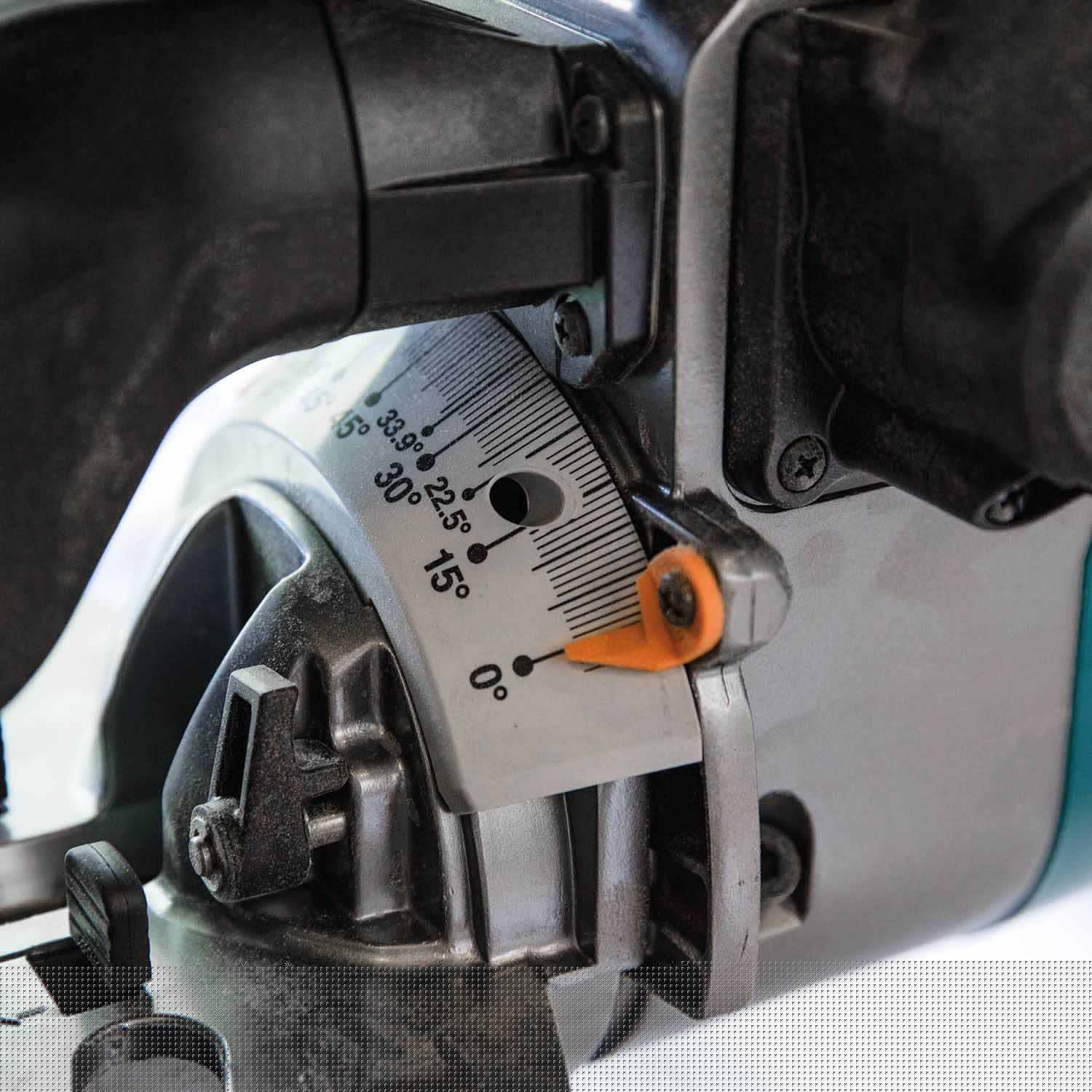 Makita GSL04M1 40V max XGT 12" Sliding Compound Miter Saw Kit (4.0Ah) - Image 6