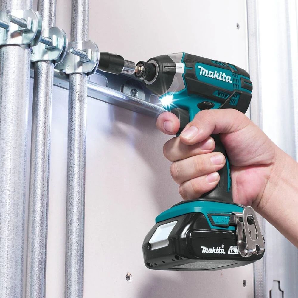 Makita XDT11SY 18V LXT Lithium-Ion Compact Cordless Impact Driver Kit, var. spd., rev., L.E.D. Light, case (1.5Ah) - Image 8