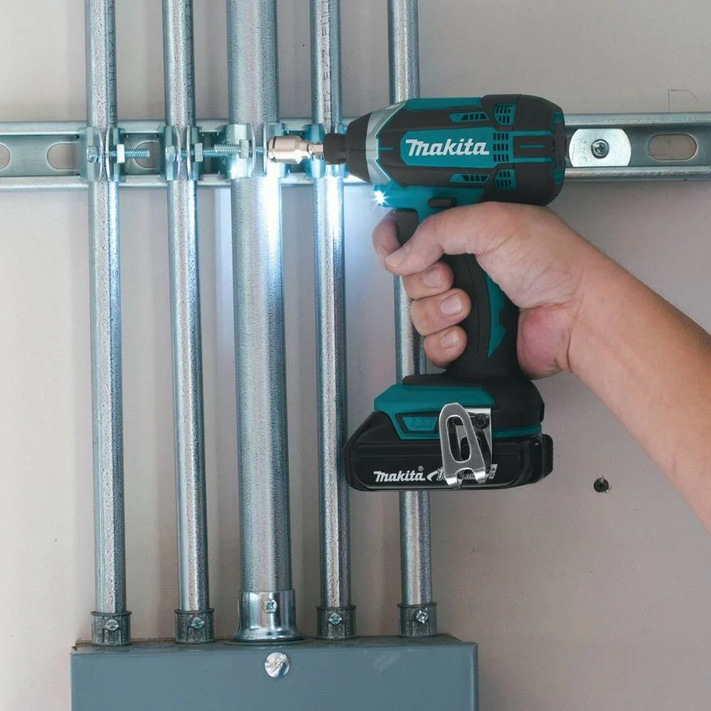 Makita XDT11SY 18V LXT Lithium-Ion Compact Cordless Impact Driver Kit, var. spd., rev., L.E.D. Light, case (1.5Ah) - Image 9