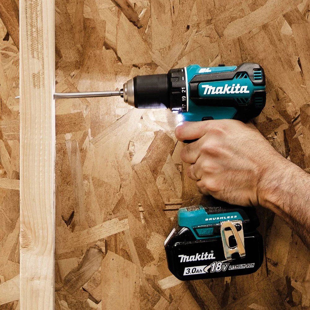 Makita XFD131 18V LXT Compact Brushless 1/2 in. Driver-Drill Kit (3.0Ah) - Image 7