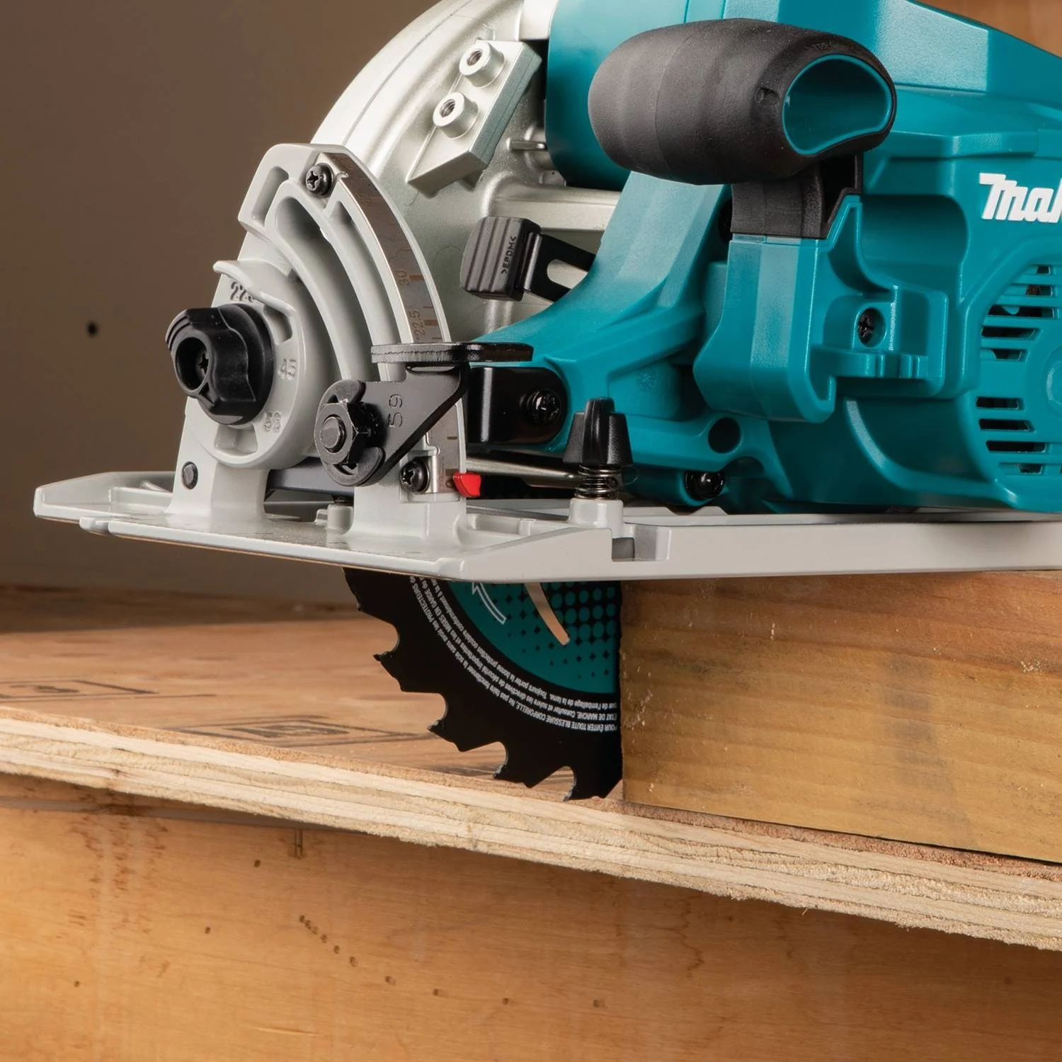 Makita XSH06PT 18V X2 LXT Lithium-Ion (36V) Brushless 7-1/4" Circular Saw - Image 6