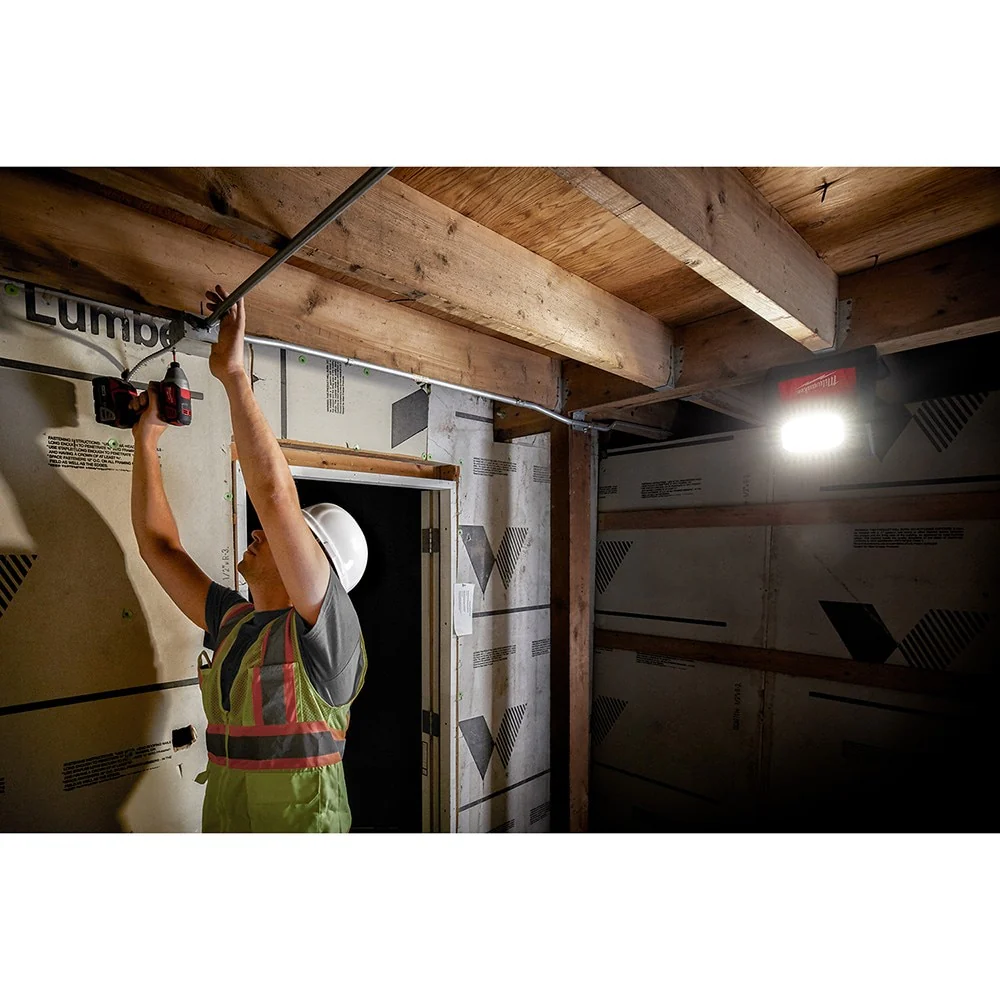 Milwaukee 2366-20 M18 ROVER Dual Power Flood Light - Image 14