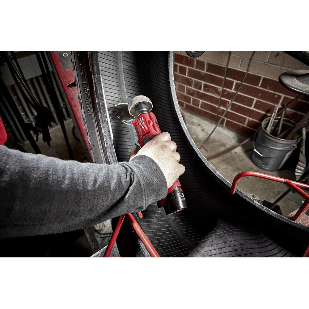 Milwaukee 2409-20 M12 FUEL 12V Lithium-Ion Brushless Low Speed Tire Buffer - Image 10