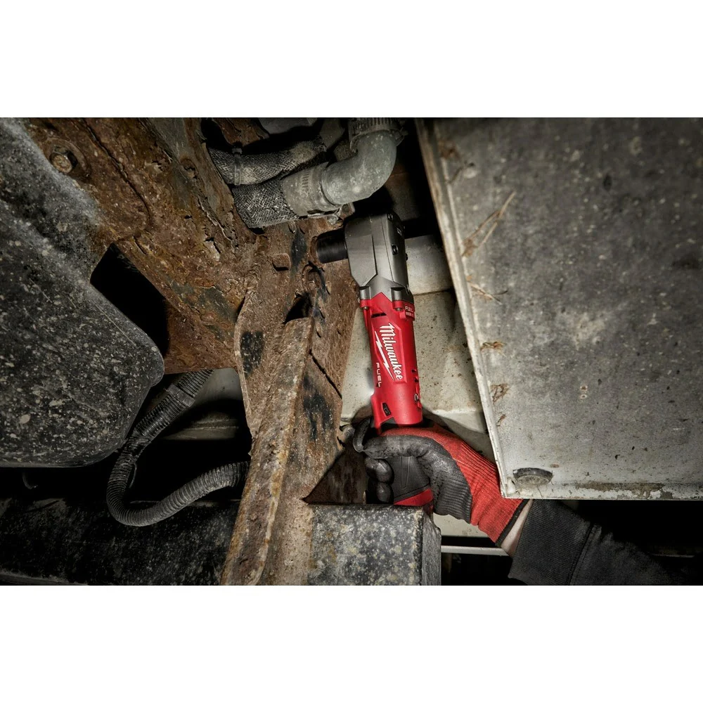 Milwaukee 2565-22 M12 FUEL 1/2" Right Angle Impact Wrench Kit - Image 9