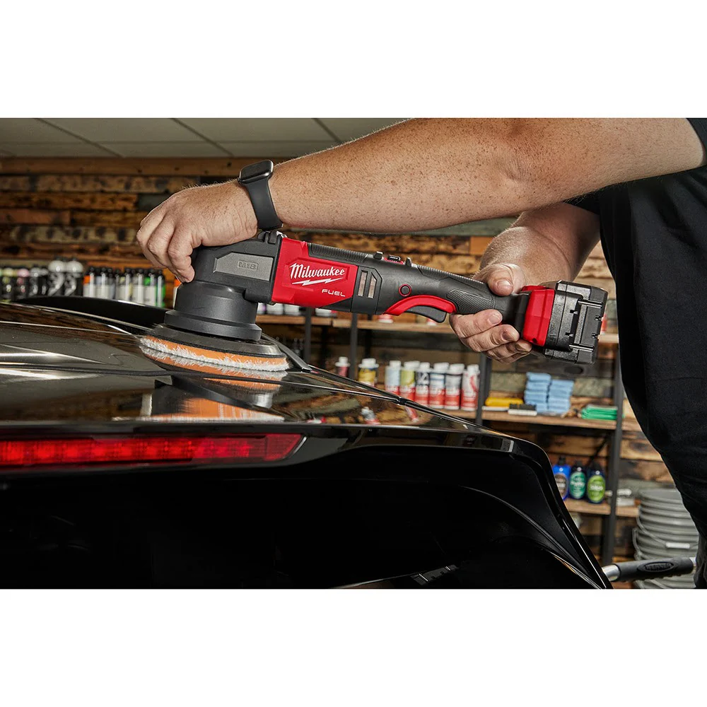 Milwaukee 2685-20 M18 FUEL 6" 21mm Random Orbital Polisher Bare Tool - Image 7
