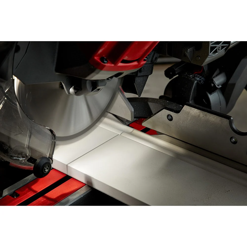 Milwaukee 2733-21 M18 FUEL 7-1/4" Dual Bevel Sliding Compound Miter Saw Kit - Image 9