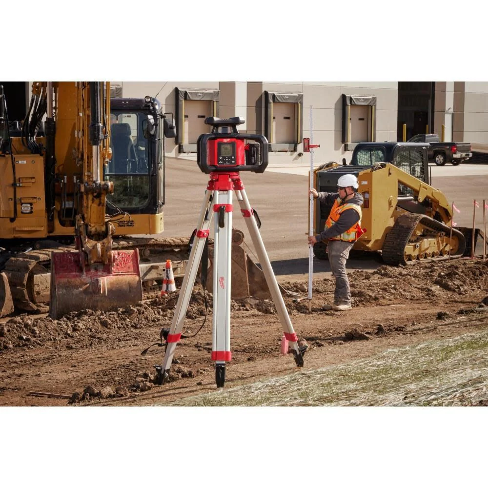 Milwaukee 3704-21 M18 Red Exterior Dual Slope Rotary Laser Level Kit w/ Receiver & Remote - Image 12