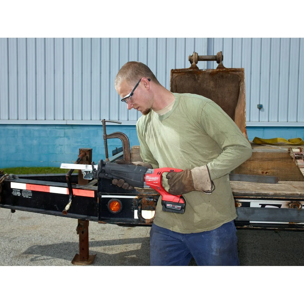 Milwaukee 48-00-8713 9" x 10TPI Super Sawzall Demolition Blade 25-Pack - Image 12