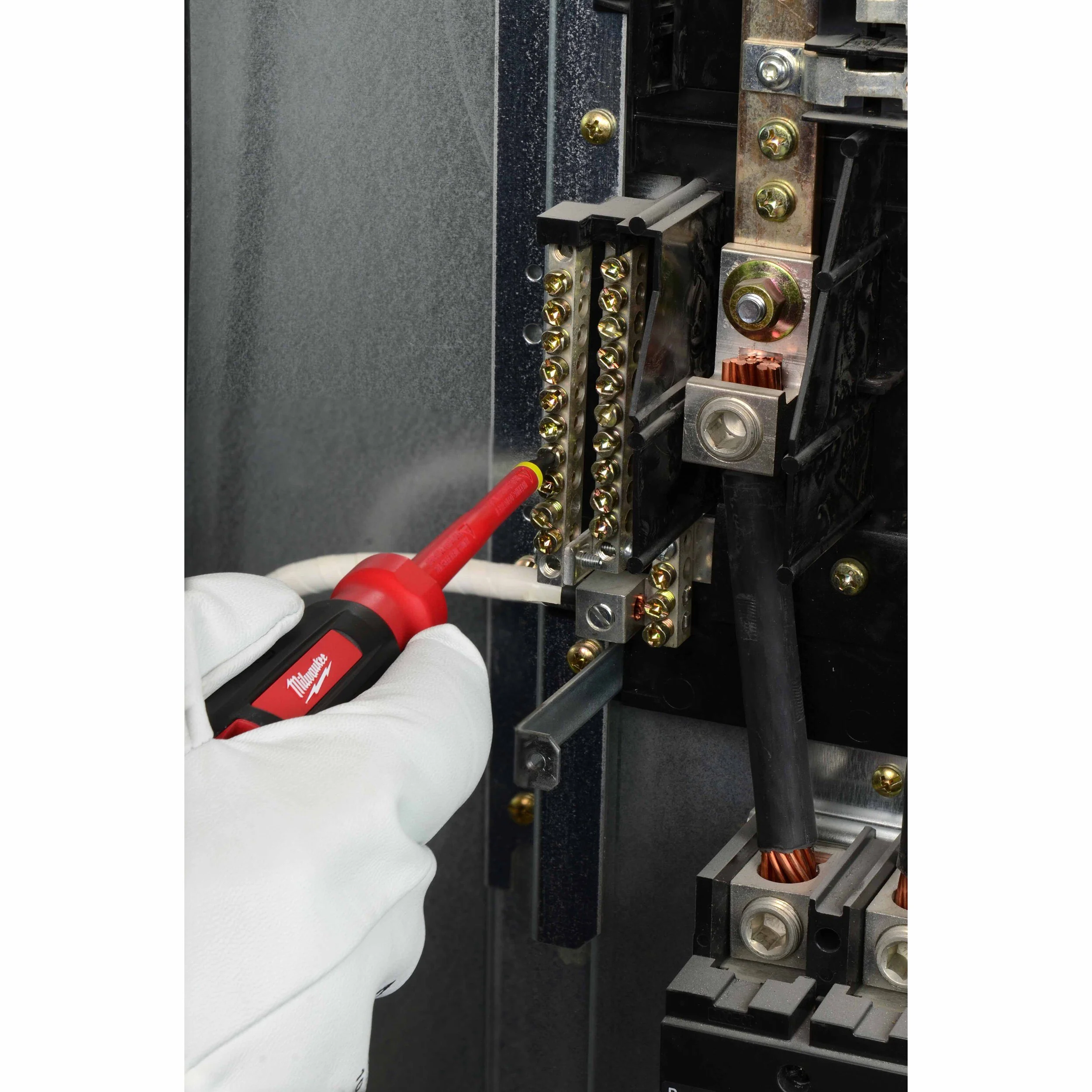 Milwaukee 48-22-2202 3PC 1000V Insulated Screwdriver Set - Image 12