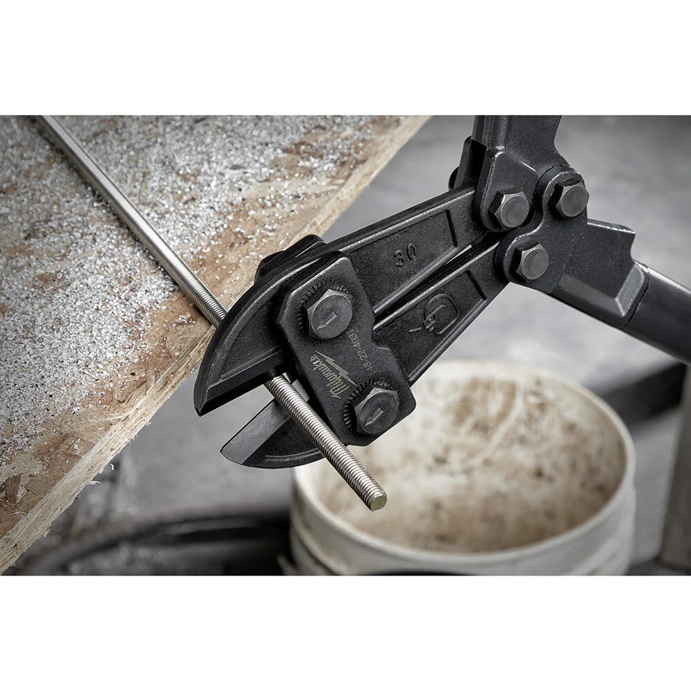 Milwaukee 48-22-4031 30" Bolt Cutter - Image 4