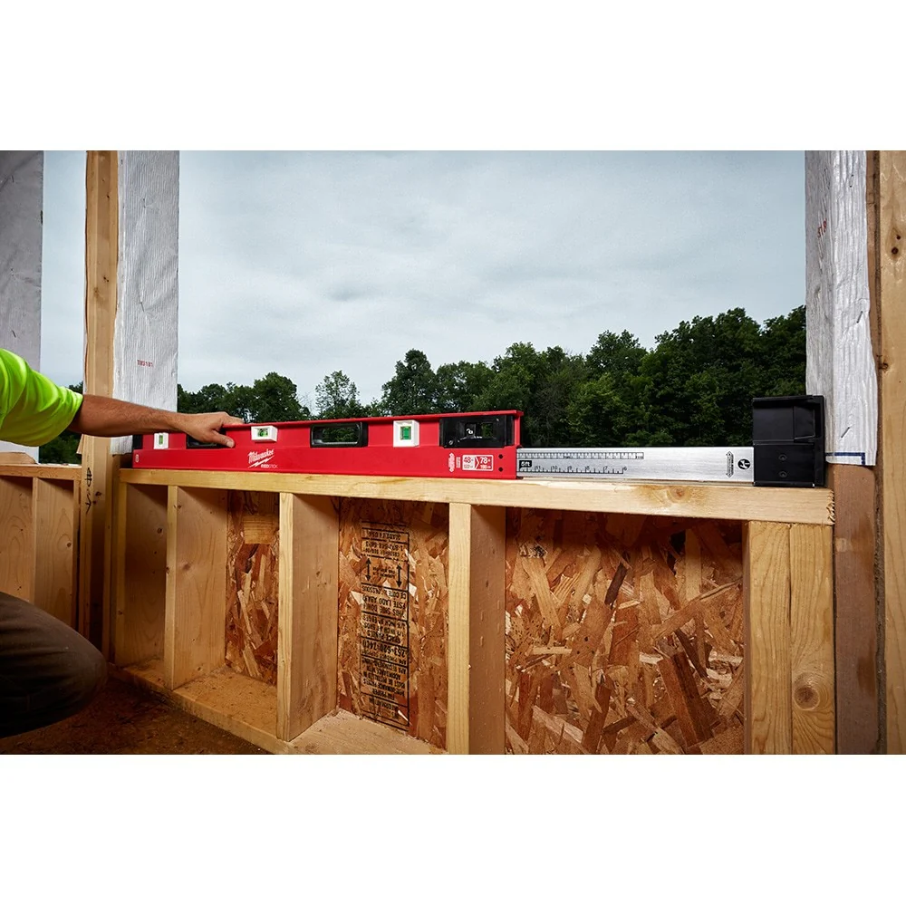 Milwaukee MLXPM78 48" - 78" REDSTICK Magnetic Expandable Level - Image 5