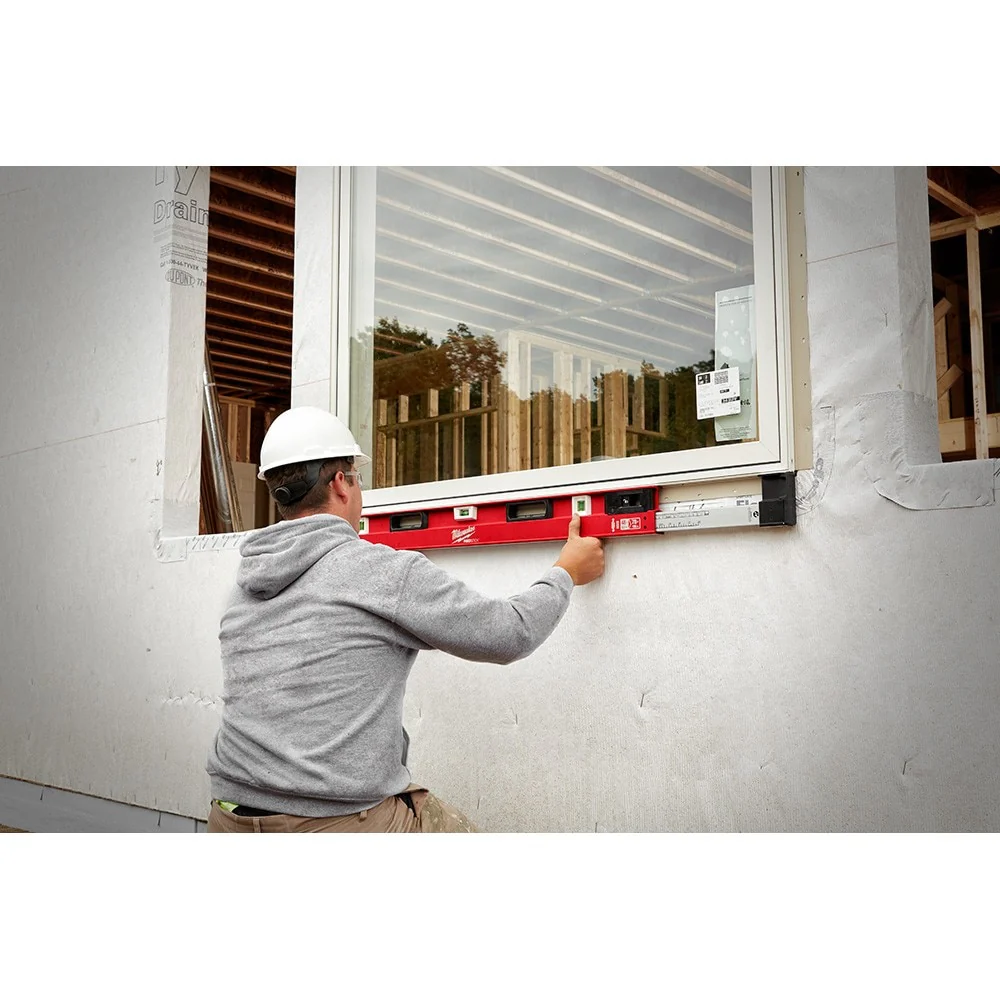 Milwaukee MLXPM78 48" - 78" REDSTICK Magnetic Expandable Level - Image 6