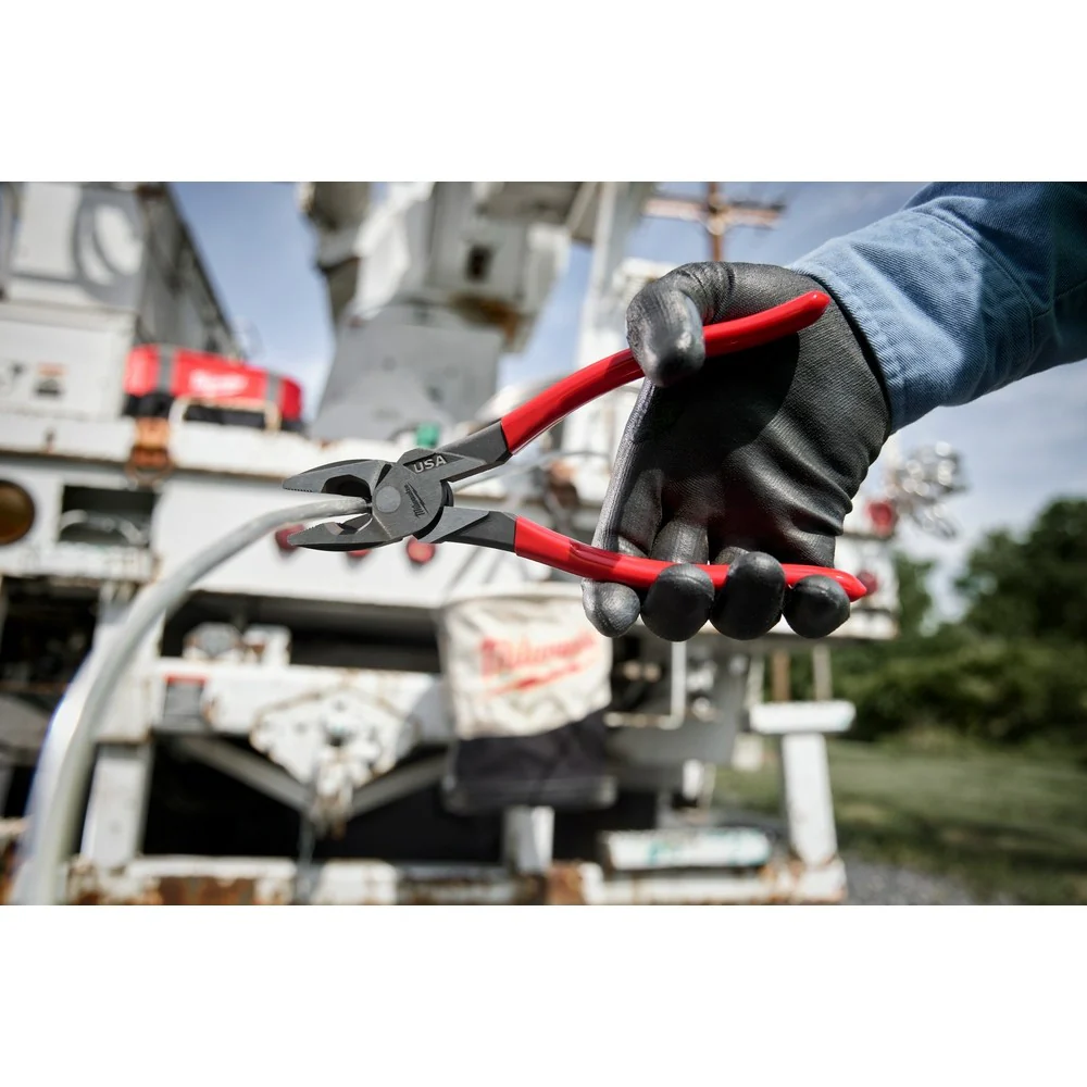 Milwaukee MT500 9" Lineman's Dipped Grip Pliers (USA) - Image 6