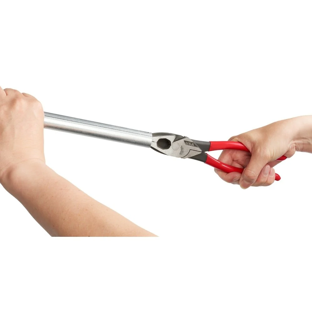 Milwaukee MT500 9" Lineman's Dipped Grip Pliers (USA) - Image 9