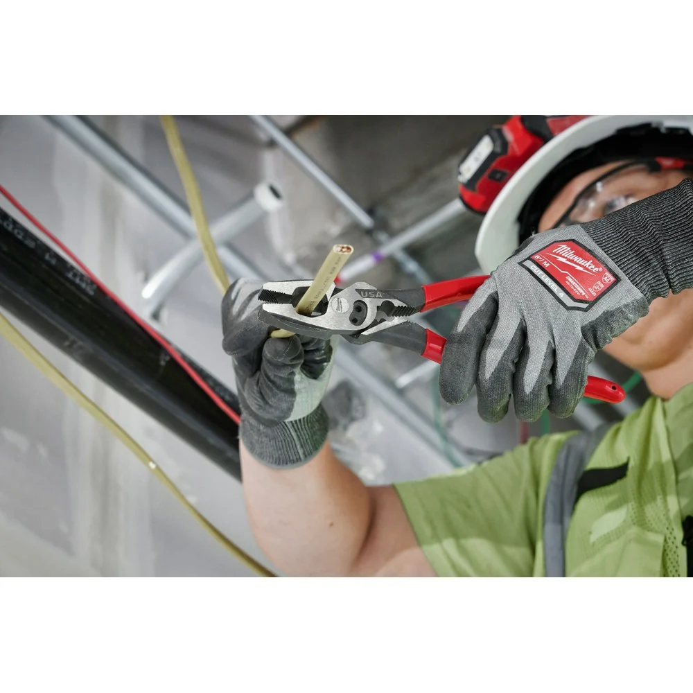 Milwaukee MT500C 9" Lineman's Dipped Grip Pliers w/ Crimper & Bolt Cutter (USA) - Image 4